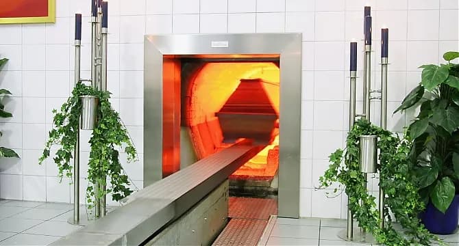 Co dzieje się z duszą po kremacji? Wierzenia i przesądy, które zaskakują