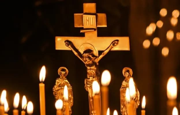 Skuteczne sposoby jak pomóc duszy przejść na drugą stronę: 5 rytuałów